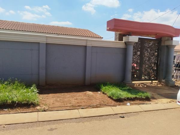 2 Bedroom House