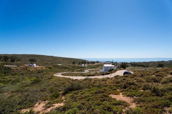 425 m² Land