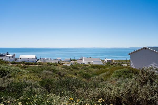 405 m² Land