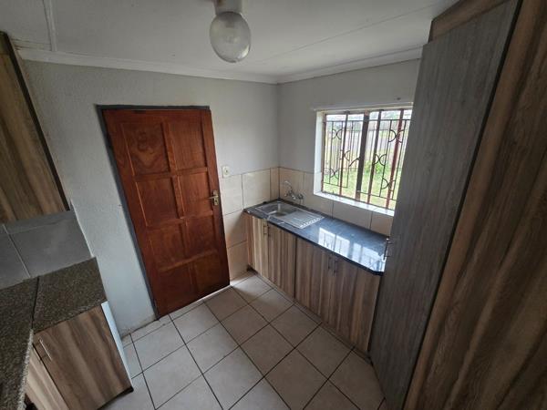 2 Bedroom House