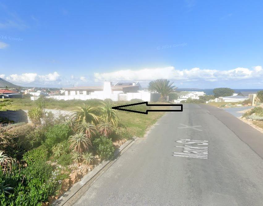595 m² Land