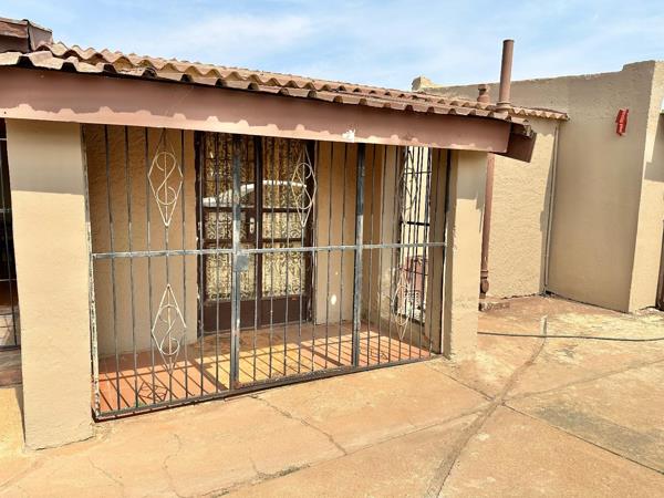 2 Bedroom House