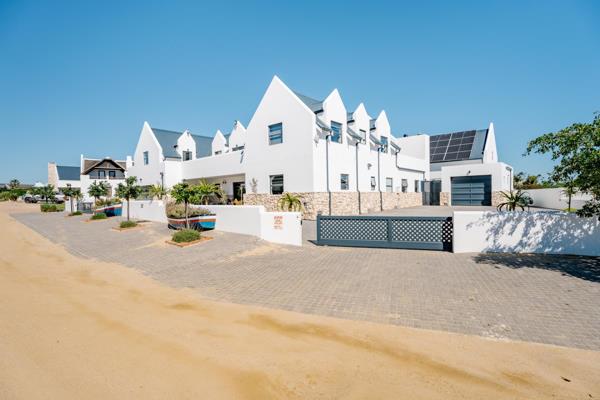 10 Bedroom House