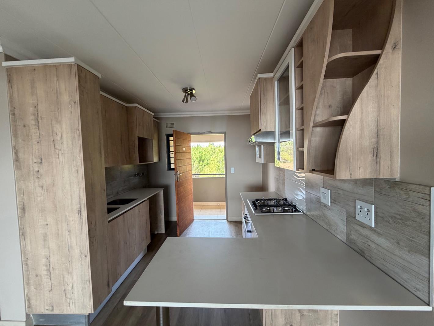 2 Bedroom Apartment in Kameeldrift East