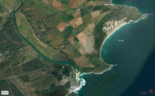 300 m² Land