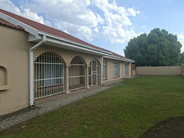 7 Bedroom House