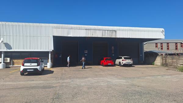 1 943 m² Industrial space