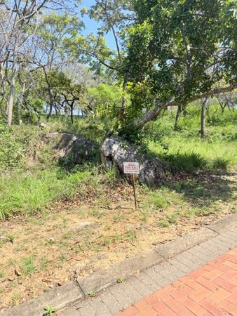 1 199 m² Land