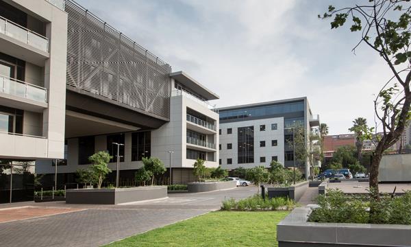 30 833 m² Commercial space