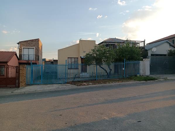 2 Bedroom House