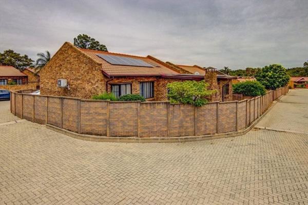 4 Bedroom Townhouse