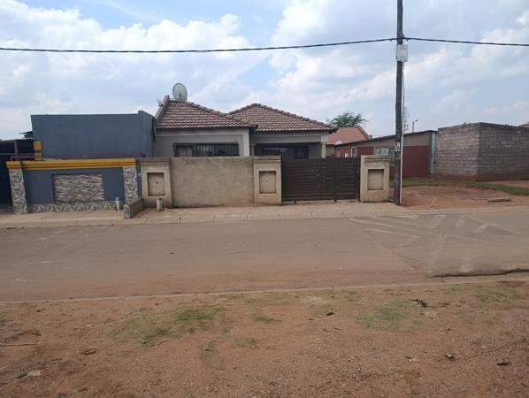 2 Bedroom House