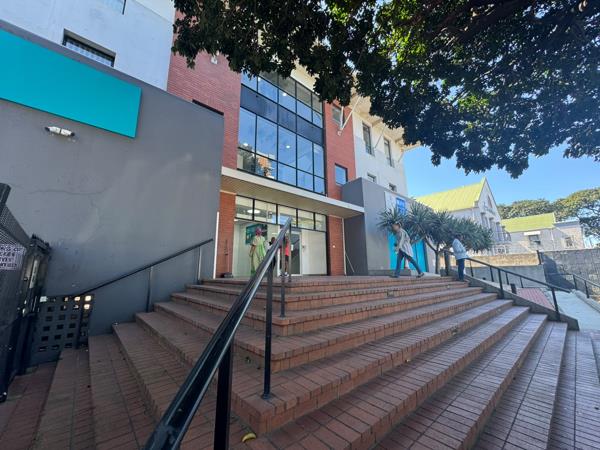 112 m² Commercial space