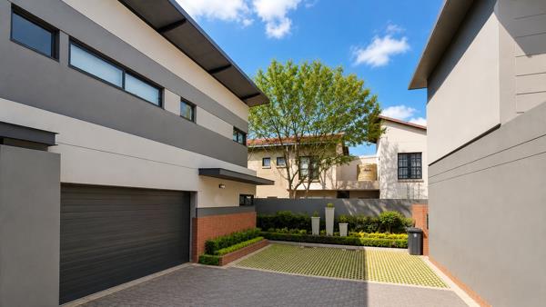 4 Bedroom Townhouse