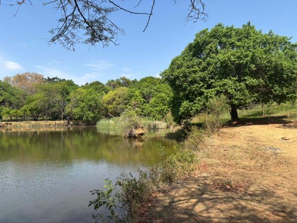 879 m² Land