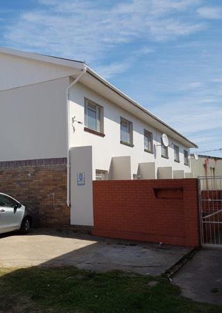 492 m² Commercial space