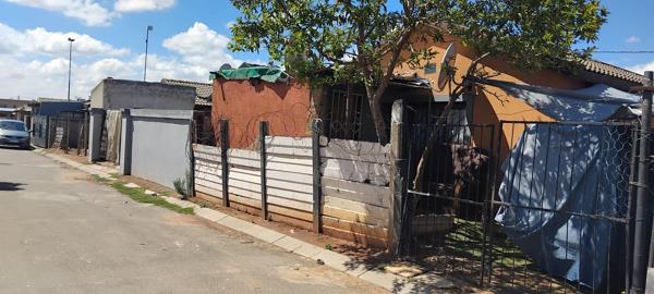 2 Bedroom House