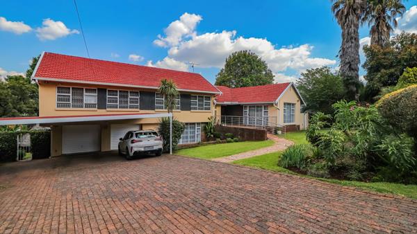 6 Bedroom House