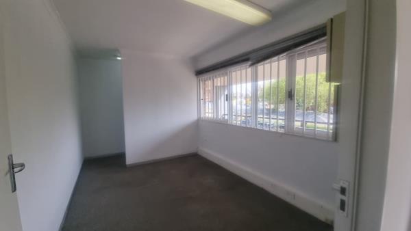 90 m² Commercial space
