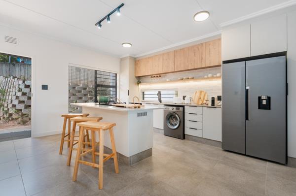 4 Bedroom Townhouse
