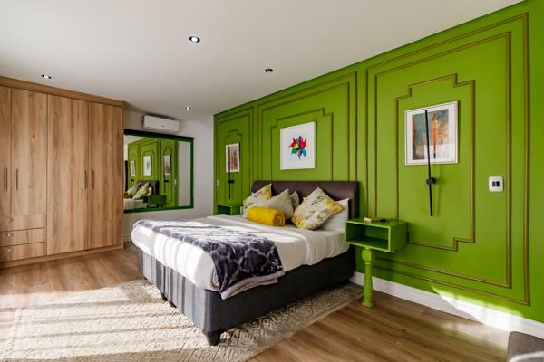 6 Bedroom House