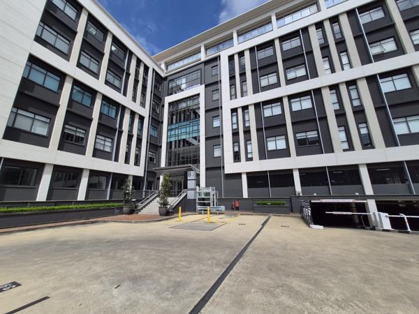 324 m² Commercial space