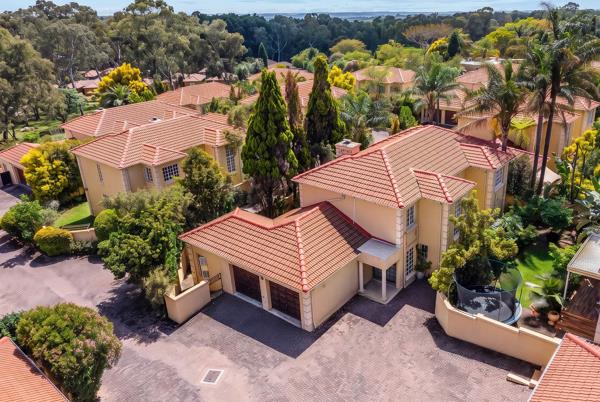 4 Bedroom Townhouse