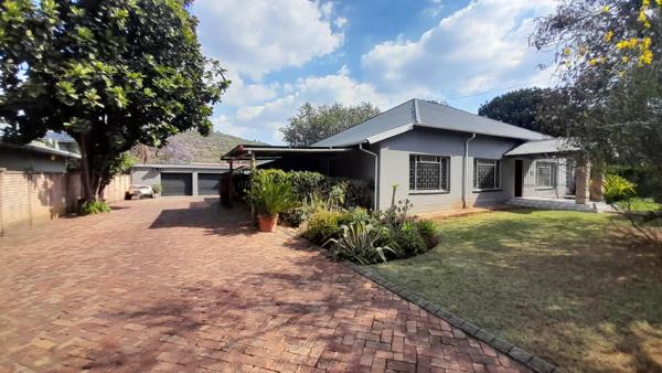 6 Bedroom House