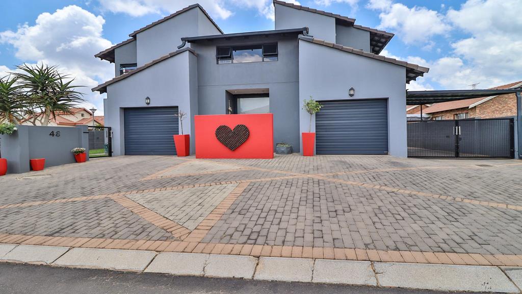 4 Bedroom House