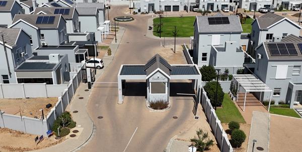 413 m² Land