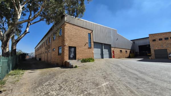 2 395 m² Industrial space