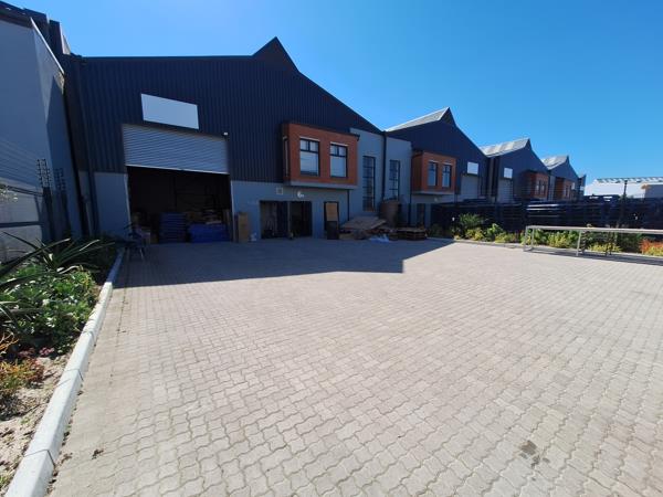 490 m² Industrial space