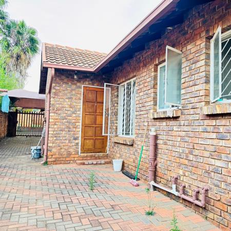 4 Bedroom House