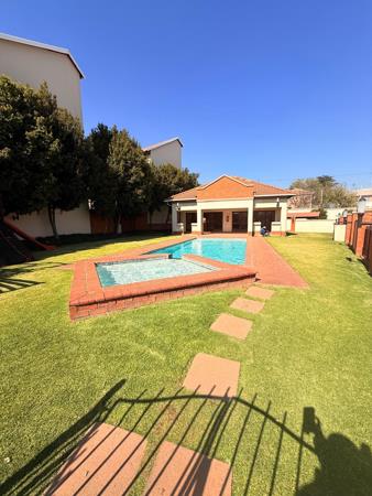 2 Bedroom Townhouse
