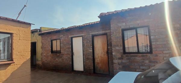 2 Bedroom House