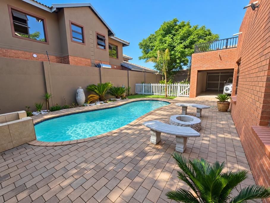 4 Bedroom House