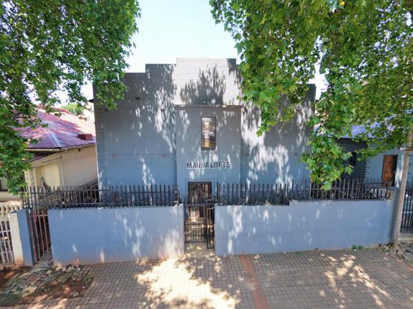 19 Bedroom House