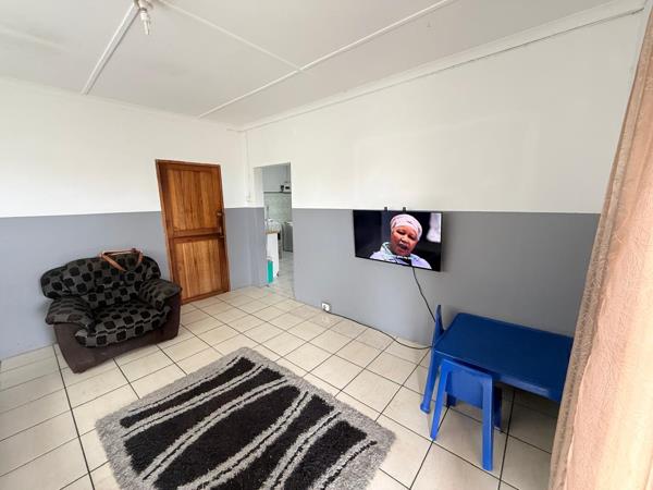 2 Bedroom House