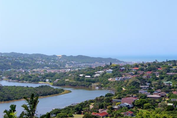 782 m² Land