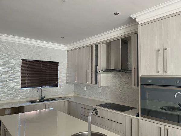4 Bedroom Townhouse