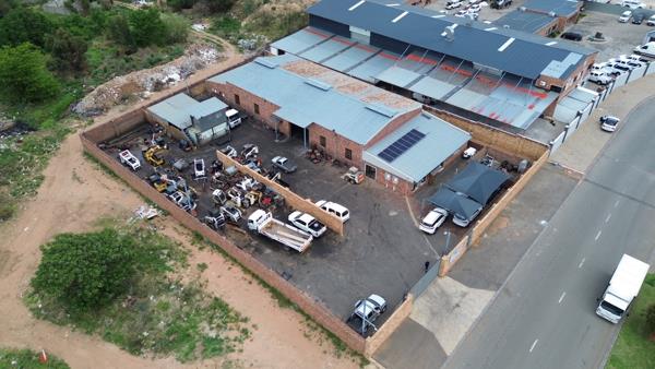 684 m² Industrial space