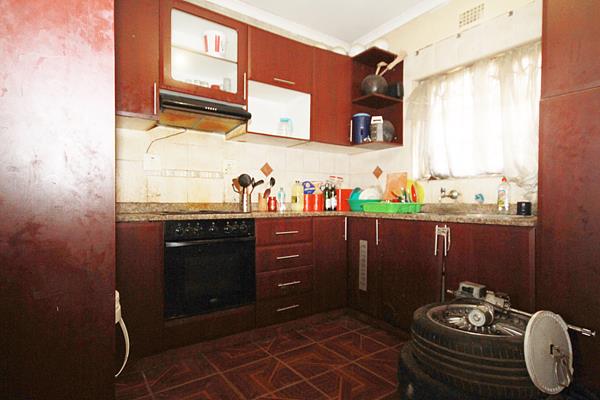2 Bedroom House