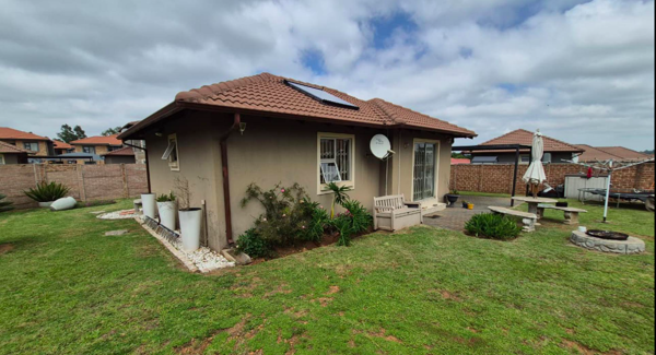 2 Bedroom House