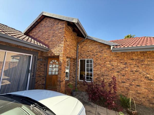 4 Bedroom Townhouse