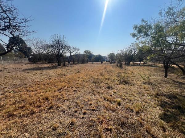 2 078 m² Land
