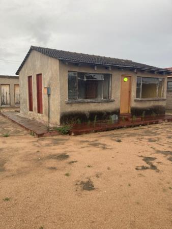 2 Bedroom House