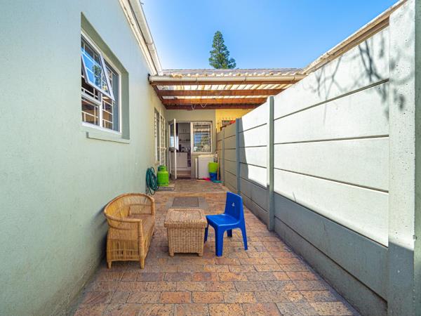1 Bedroom House