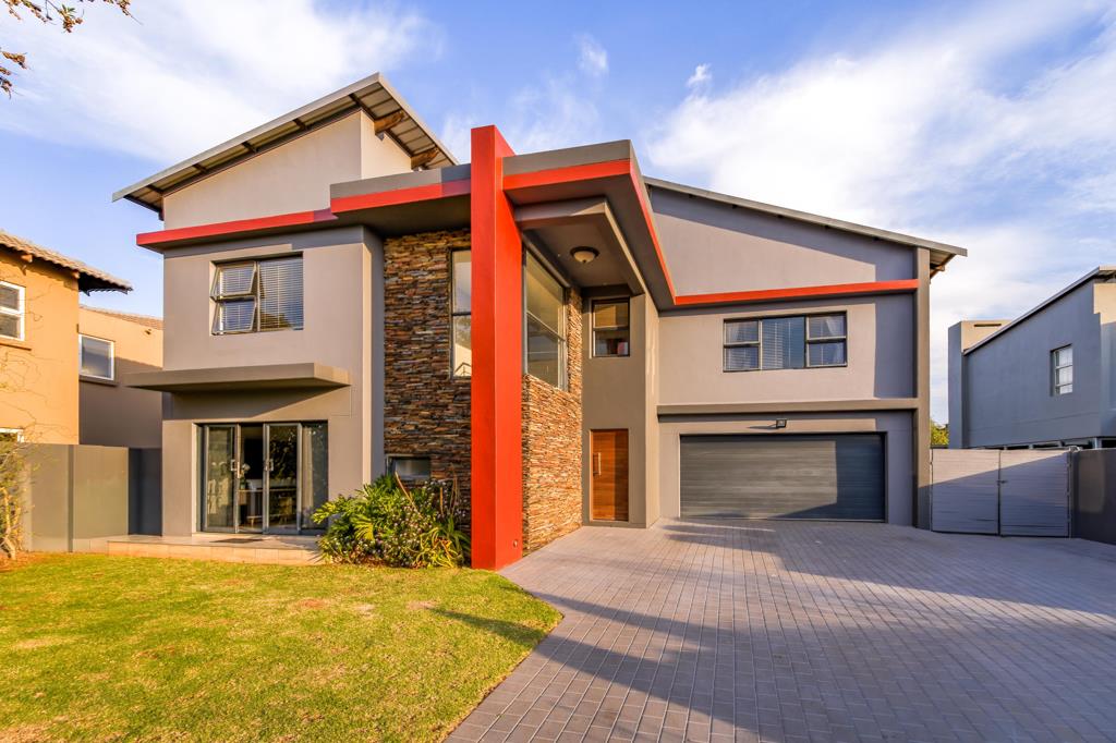 4 Bedroom House