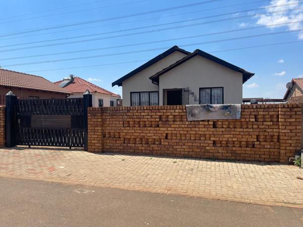 2 Bedroom House