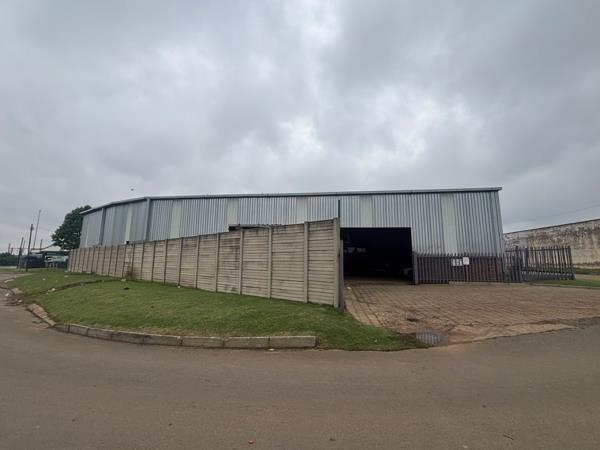 1 406 m² Commercial space